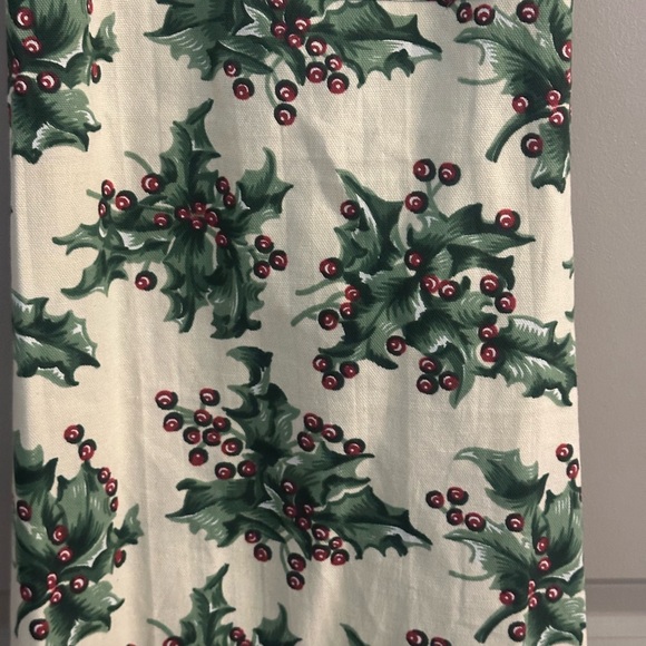 April Cornell Holly Chef 100% Cotton Holiday Apron Cream, Red, Green - Picture 7 of 14